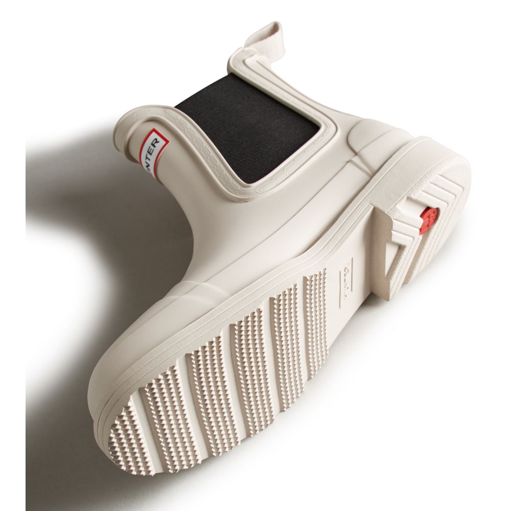 Hunter Women's Commando Chelsea Boots in Cast Pale Grey Hunter Women's Commando Chelsea Boots In Cast Pale Grey -sorel shop 1056