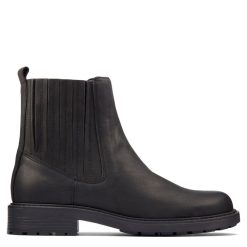 Clarks Women's Orinoco2 Mid In Black Leather