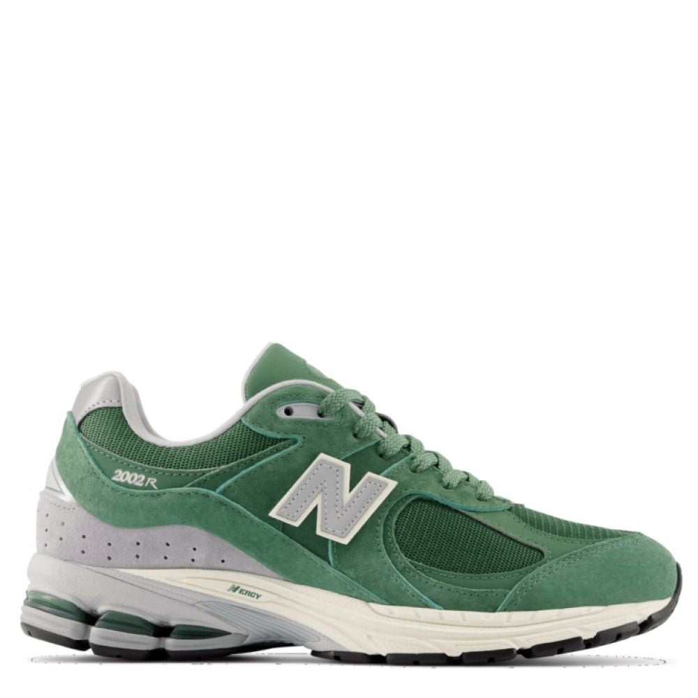 New Balance 2002R in Jade with Silver Mink and Silver Metallic New Balance 2002R In Jade With Silver Mink And Silver Metallic -sorel shop NB M2002RHW 1544