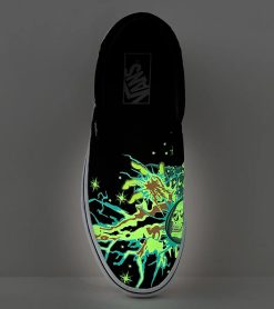 Vans Men's Glow Wizard Classic Slip-On In Black/White 5 Vans Men's Glow Wizard Classic Slip-On In Black/White -sorel shop VN 0A7Q5DBZW 4302 4 1100x